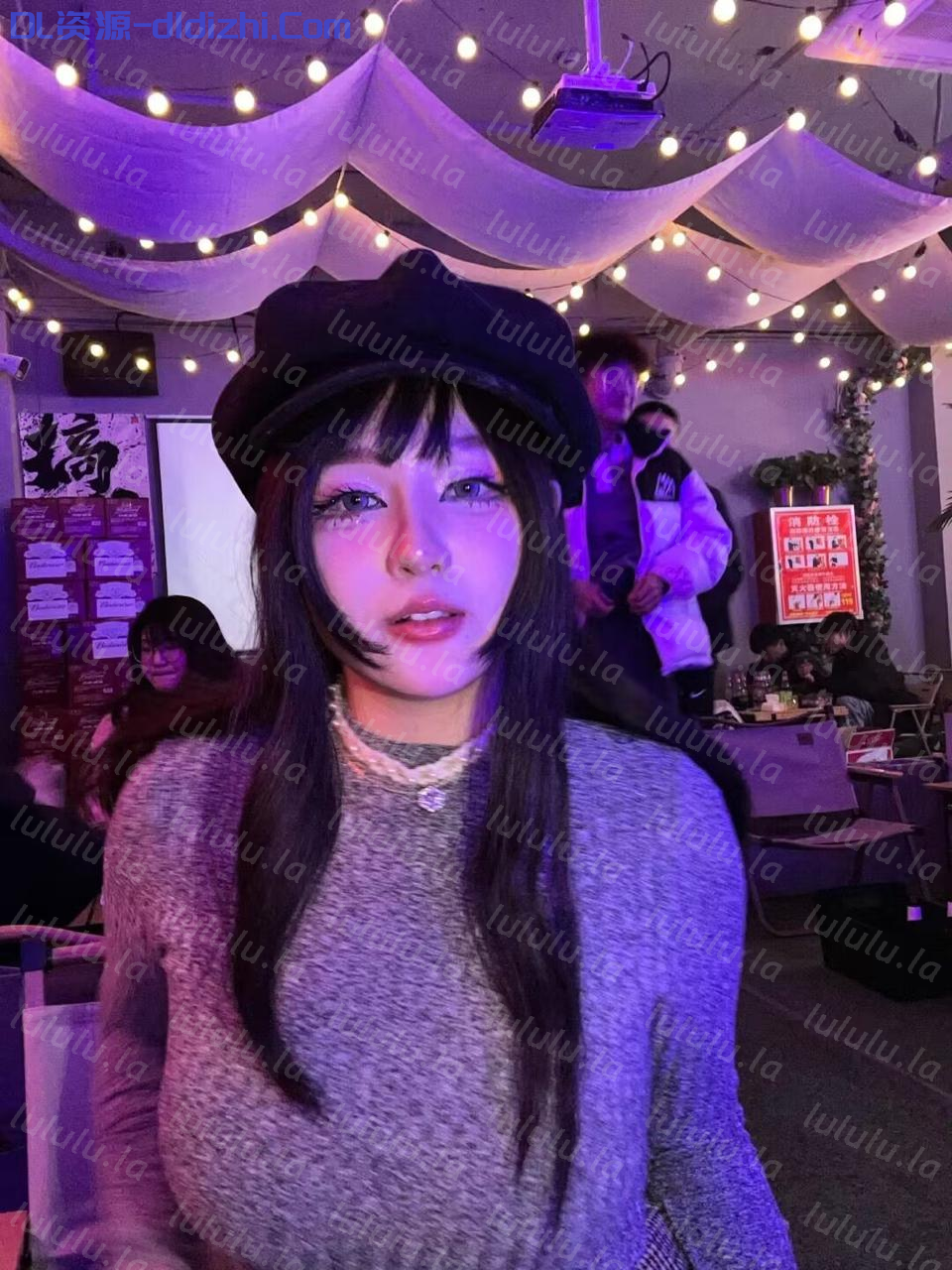 【S級洩密】高顔值微胖巨乳妹，女上騎乘真的沒話說了太會搖了，紫色蕾絲加肉色絲襪（15P+5V） 63.1MB