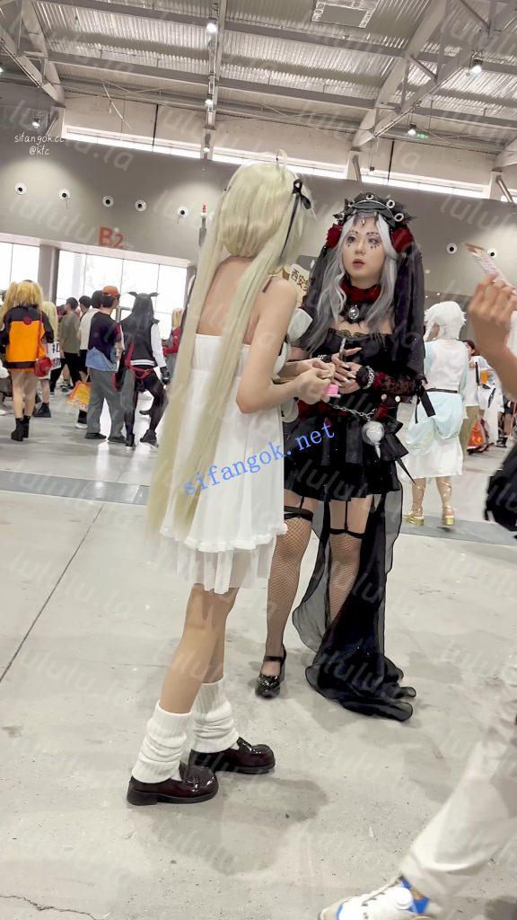 【KFC】白色长裙堆堆袜学生妹逛街·淡蓝色内内前后CD【1V】【378M】 预览图 4