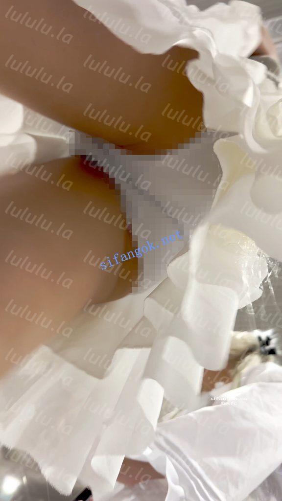 【KFC】白色长裙堆堆袜学生妹逛街·淡蓝色内内前后CD【1V】【378M】 预览图 8