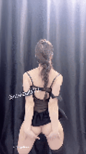 【核弹】顶级大学舞蹈生【以安（小乔）】4月最新付费裸舞【29V】【970M】 预览图 20