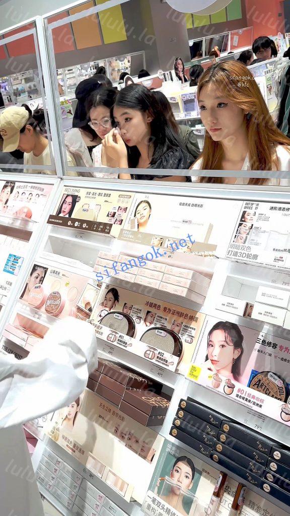 【KFC】长裙学生妹和闺蜜们化妆·可爱清纯白内低角度CD【1V】【547M】 预览图 3