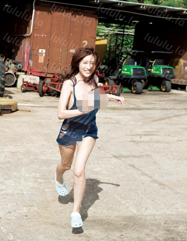 岛国女神 JULIA京香 《Jの奇跡》 漏点写真套图 无水印 ~附PDF【88P981M】 预览图 3