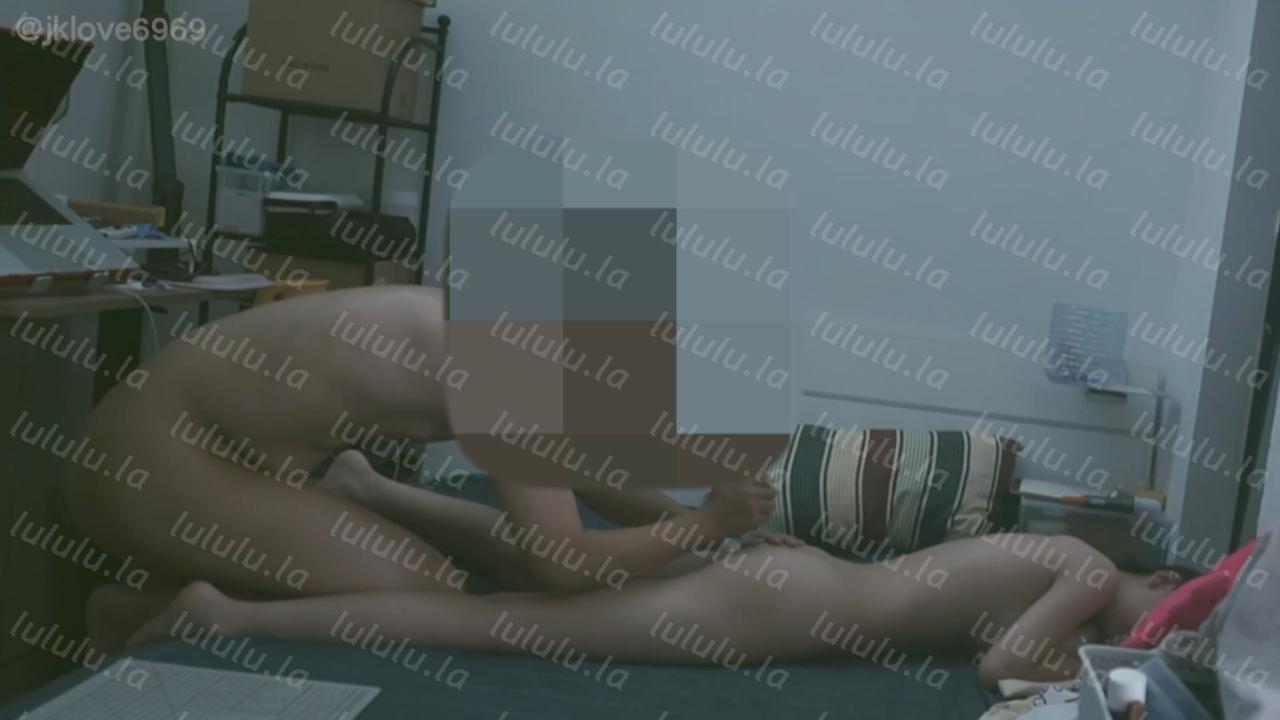 钟爱JK的约P大神【jklove6969】5【1.5G】