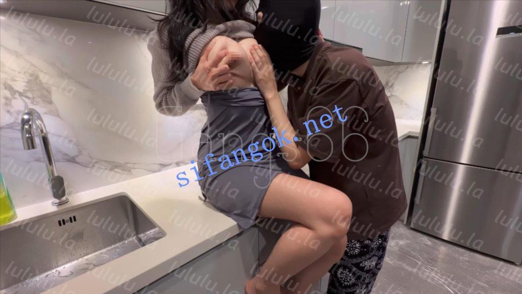 ❤️精品 最伟大的奶皇身材【纲手】付费福利人如其名(4)【1V】【1.75G】 预览图 4