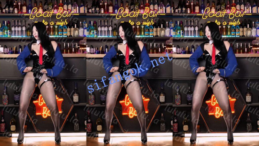 【B站】李喻言 网红主播大尺度丁裤骚舞定制【5V】【366M】 预览图 15