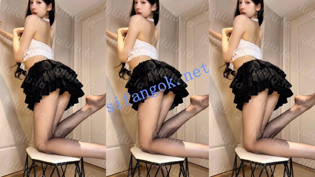 【抖音】喵酱 50万粉丝网红，高颜值美女高清情趣写真【21V】【290M】 预览图 24