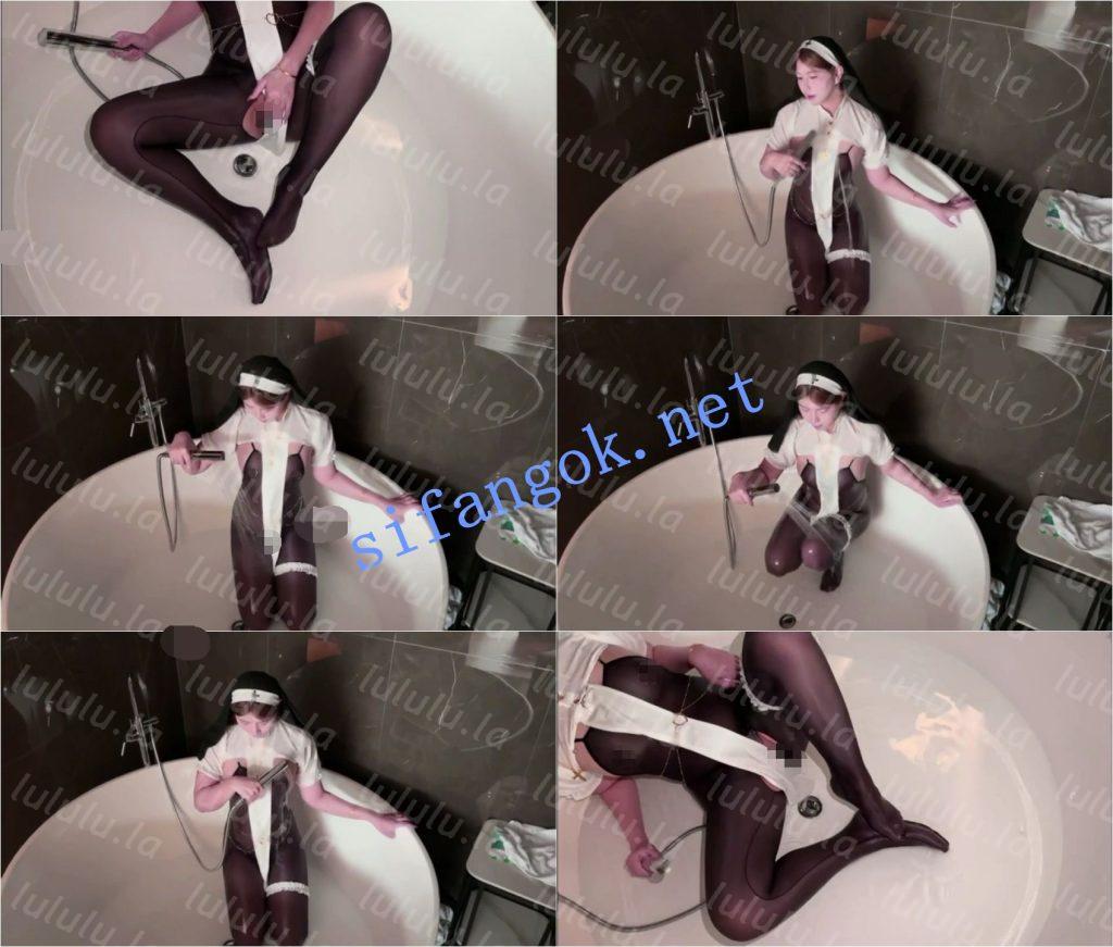 抖音 鱼神-6 230万粉 露脸 浴室洗澡 正面洗 翘臀洗 尺度大【2V】【50.8M】 预览图 1