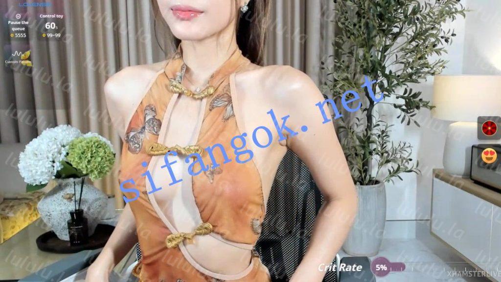 ST大极品！【Joliie】颜值巨高，油光发亮，自慰太精彩了【1V】【2.57G】 预览图 12