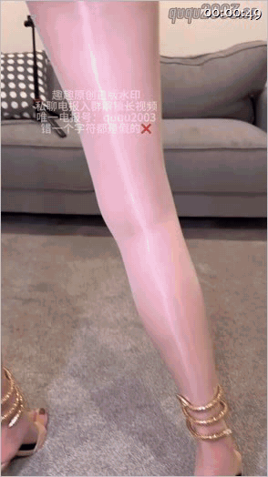 推特178九頭身性感超模身材美腿女神「貓貓碎冰冰 趣趣」來自班主任的打氣，用身體來感化，結果被抓着絲襪爆操！塞逼絲襪拔出噴水 237MB