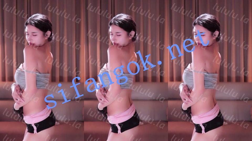 CC 小恩雅-115 巨乳 乳贴抖胸舞 高潮表情 阿黑颜【1V】【193M】 预览图 8