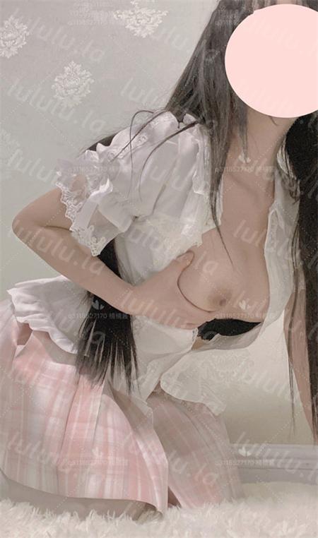 糯米@cutenuomi–[新增]白虎萝莉[203P+1V/510M] 预览图 1