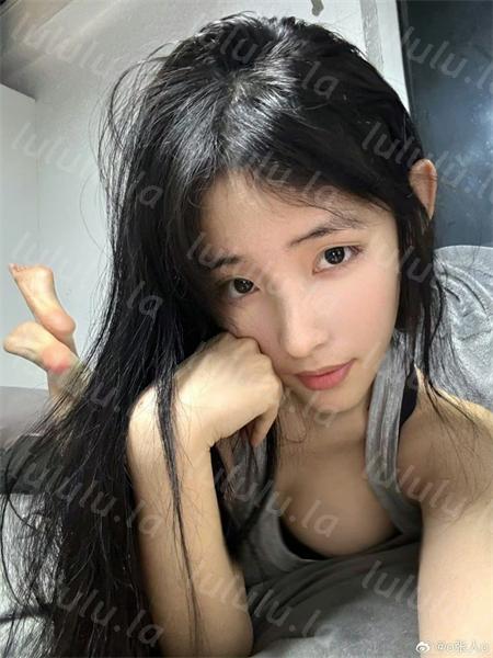 张人o-抖音反差高颜露脸女隐私流出合集 [25p+14v/308.8M] 预览图 3