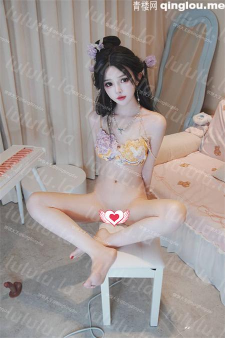 饼饼大王-永劫无间迦南闭月之颜cos自慰[13p+2v/728M] 预览图 5