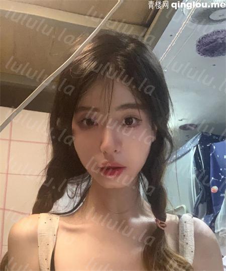 超级反差-被培养成母狗很不错的清纯辣妹，超级反差… [100p+17v/622.5M] 预览图 2