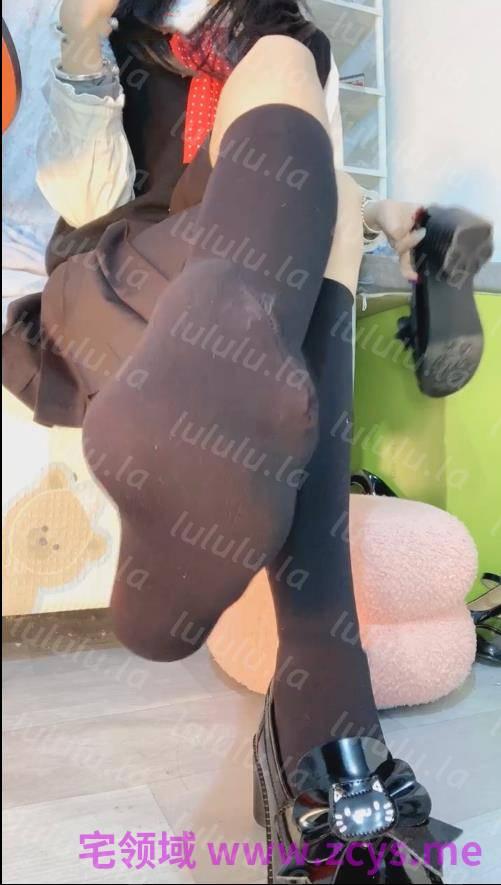 玩物直播苒苒s-251218 锁奴厚黑小皮鞋锁奴憋精折磨【1V】【358MB百度云】 预览图 1