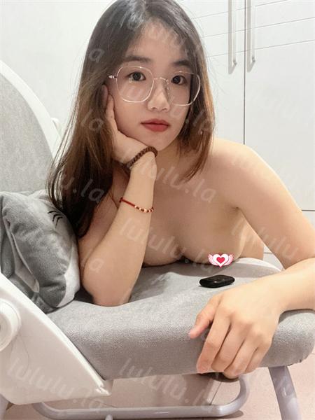 精选10位反差婊子生活淫乱视图合集[392P+33V/2.9G] 预览图 1