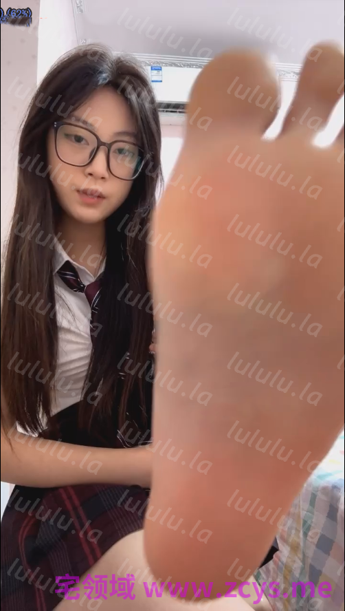 玩物直播小小茹s-251221 标题学生主红绿灯【1V】【432MB百度云】 预览图 2