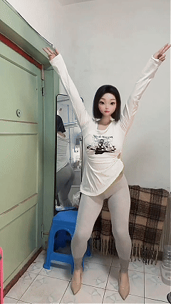 推特小胖妞 悦悦 反差裸舞自慰插穴 顶B呲尿动感大合集【167V】【1.77G】 预览图 33