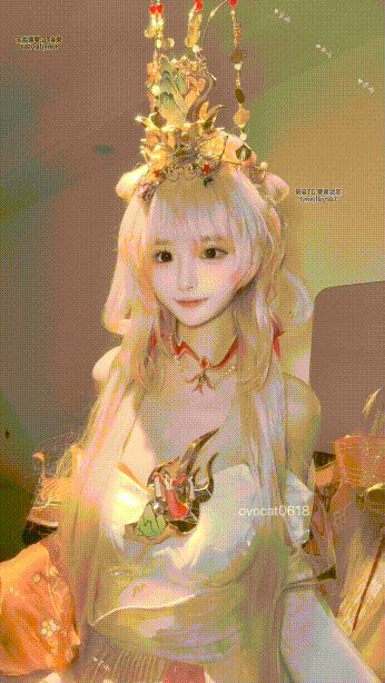 超美颜值少女『季雨』✅逼脸同框自慰定制福利，绝美容颜粉嫩小逼甚是诱人！小萌妹居然这么反差，真的爱了【12V】【611M】 预览图 11