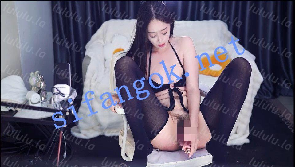 ‼️虎牙 爱吃媛子 大屌狂插自慰定制（3V）首发【3V】【2.09G】 预览图 3