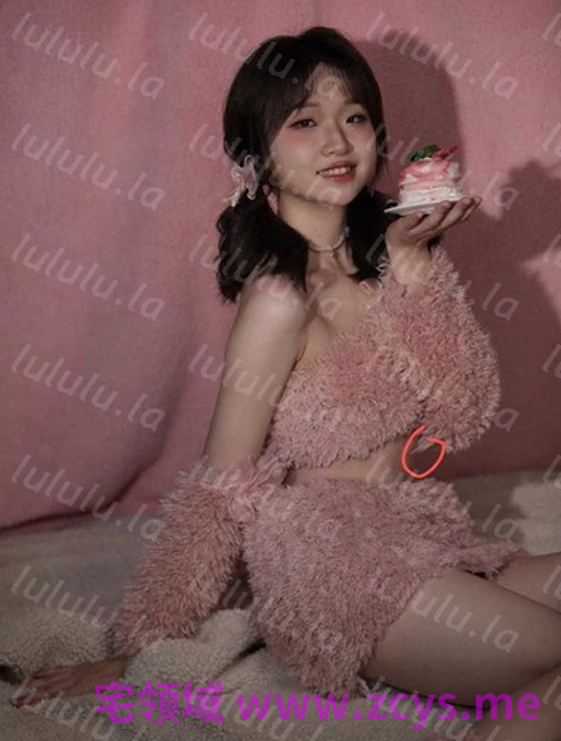 丹凤眼小仙女初尝禁果 超美清纯学生妹情侣私拍 4P 1V 321M