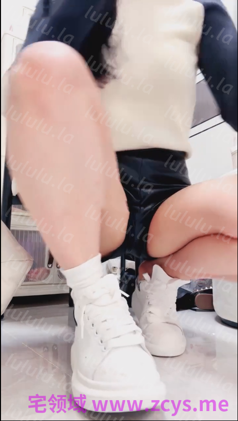 玩物直播妮蔻poyal-251224 红绿灯厕奴物化【2V】【627MB百度云】 预览图 2