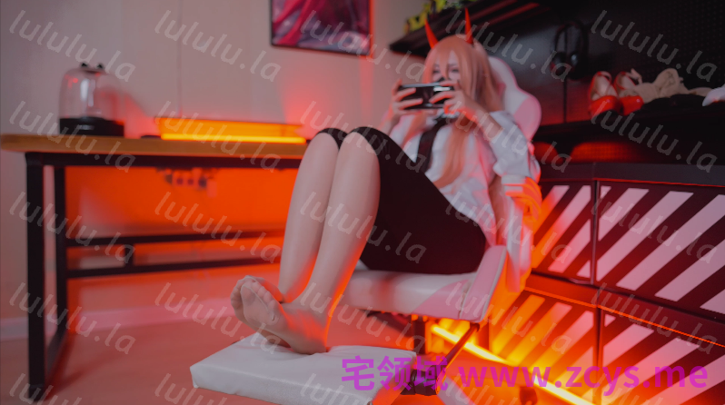 NO.1768 兔兔不想上班啊 帕瓦 肉丝 1V 1.76G