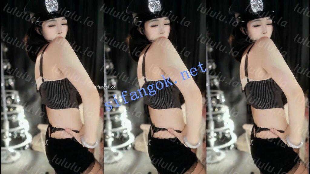 【B站】莉莉子 原CC樱奈，舰长群福利舞蹈9V【9V】【1.93G】 预览图 8