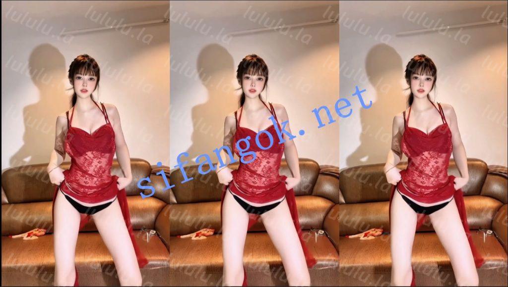【抖音】阿拉蕾 眼镜美女情趣SM骚舞定制福利，反差感拉满【8V】【395M】 预览图 11