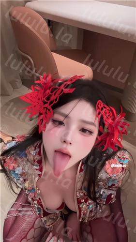 抖音百万粉 小樱suny 平台同款服饰打开福利 诱惑骚叫美翻了【18V】【393M】 预览图 14