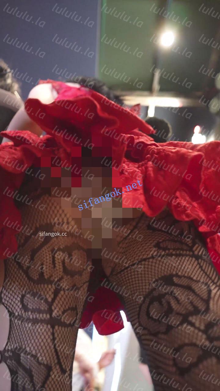 (BC-AA-662)红裙美女性感黑丝网袜逛街..蕾丝边骚内夹进屁股…【1V】【452M】 预览图 6