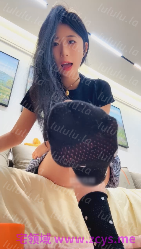 玩物直播芭妮s-251226 红绿灯喜欢黑棉袜的狗的福音【1V】【574MB百度云】 预览图 1