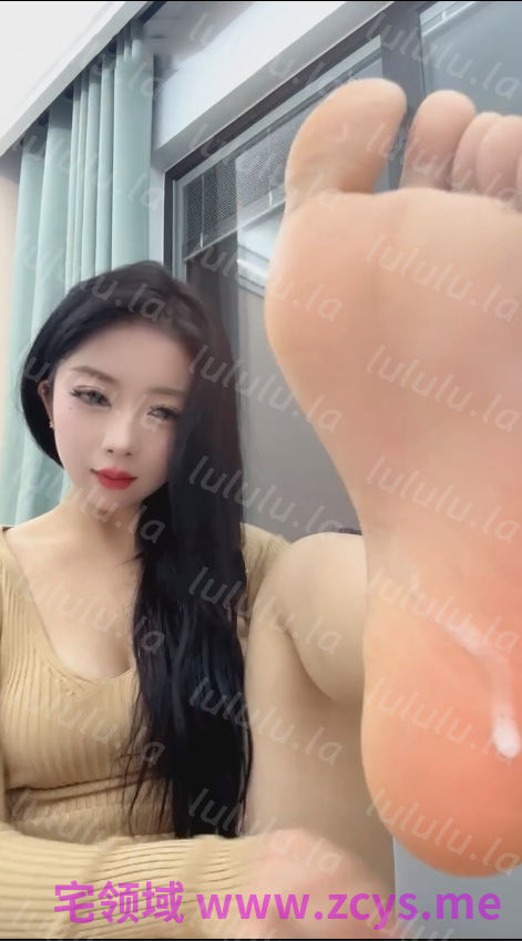 玩物直播冰月s-251228 爬进来狗狗舔肉丝脚体验口水喷脸的视觉体验【1V】【457MB百度云】 预览图 4