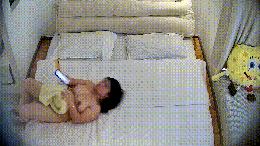 情趣酒店 5-9 下午入住的年輕小情侶 瘦猴男真是玩逼高手 正面反面都能摳得女人顫抖 全程肉戲 直接内射 1.38GB