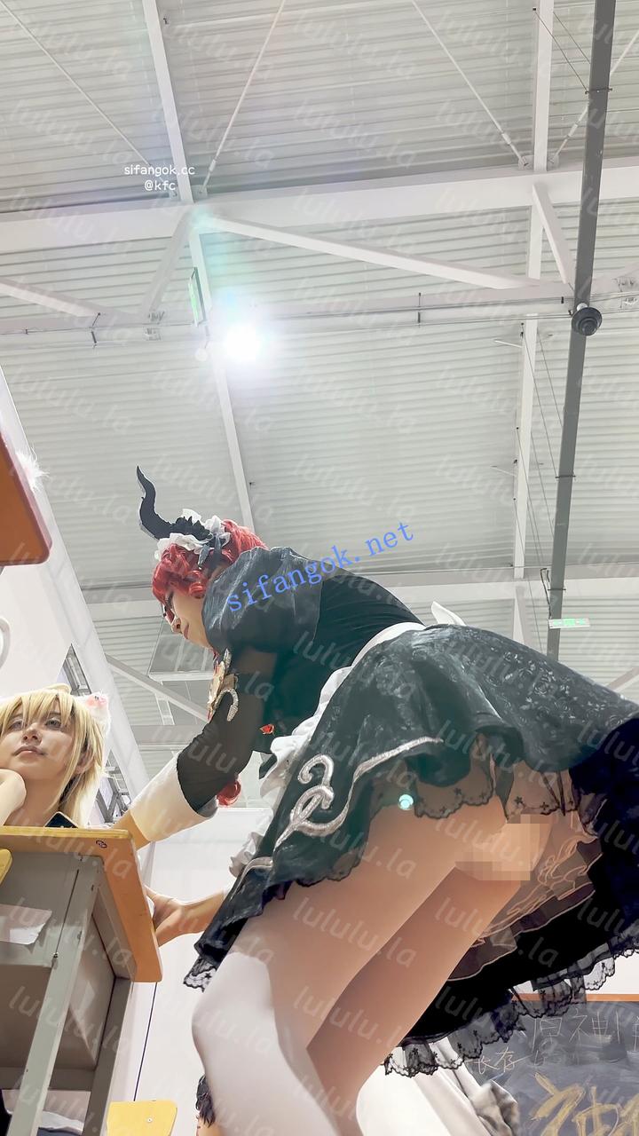 【KFC】学生妹COSER·白丝袜可爱内内·长时间CD被发现差点翻车【1V】【2.46G】 预览图 10