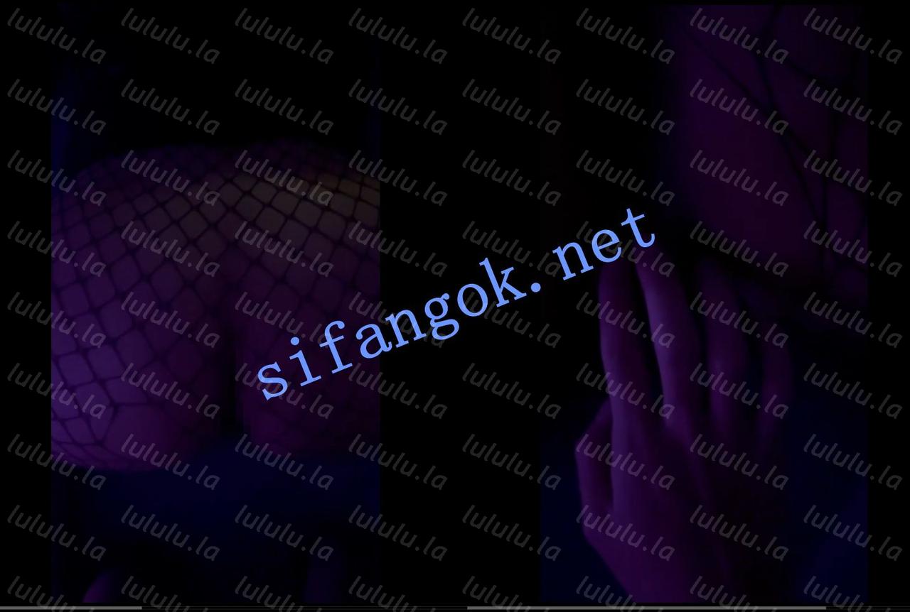 【推特巨乳】TianTian 3p吃双鸡跪口深喉无套后入啪啪拳交【30V】【720M】 预览图 3