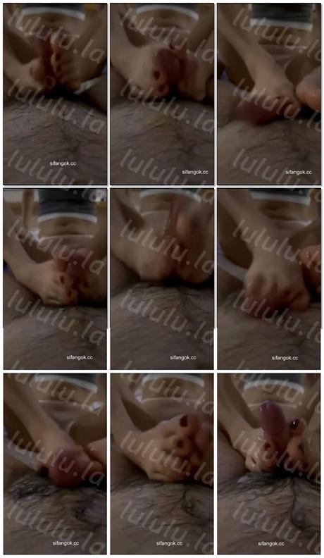 ❣️推荐❣️抖音骚逼少妇【念柚】大尺度掰逼诱惑，道具自慰高潮，足交大鸡巴，敏感易流水6V【6V】【245M】 预览图 7
