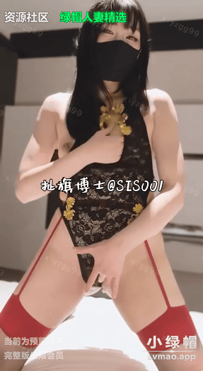 【5月最新】推特綠帽原創攜淫蕩小嬌妻亂交性愛「養隻果果」《果果來足交了》口交，騎乘，絲襪精油足交 367.1MB 预览图 1