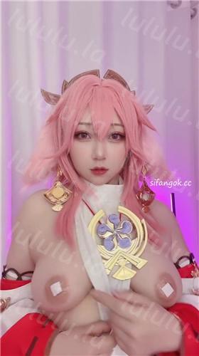 B站 肉感COSER 欧翼翼 私拍自摸插入 永劫无间胡桃 漏水了【34V】【755M】 预览图 4