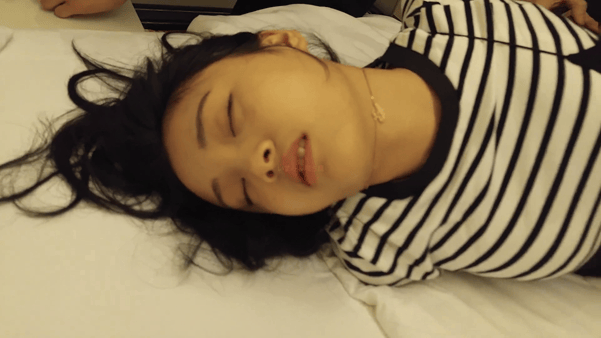 經典迷奸迷玩洩密流出 媚藥發作高潮淪陷500部大合集第三十三彈 2.85GB 预览图 1