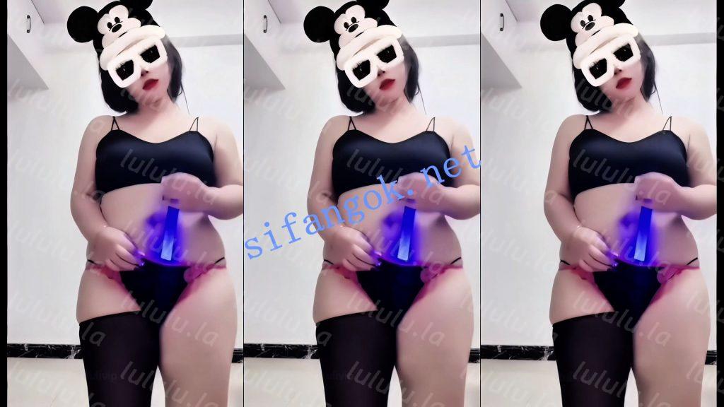 【快手】完全无视，肉感少妇情趣骚内透视漏穴 劲爆怼逼15V【15V】【608M】 预览图 8