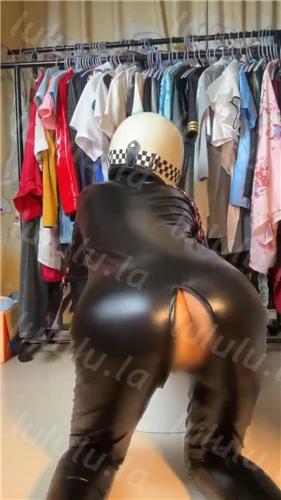 推特大奶头盔姬 喝水杯的猫 抖奶裸舞动感弹力插摇摆第三弹【21V】【264M】 预览图 4
