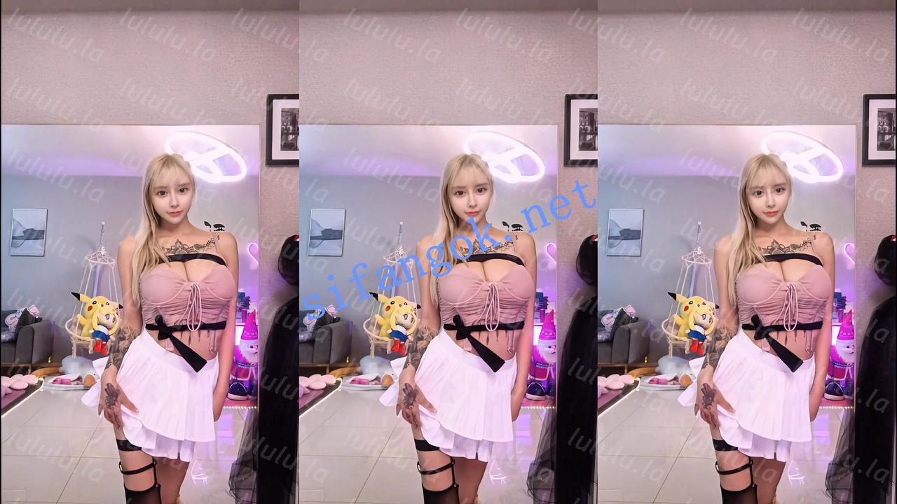 【抖音】简鸽 120万粉网红 细腰巨乳 颜值主播 情趣骚舞17V【17V】【210M】 预览图 18