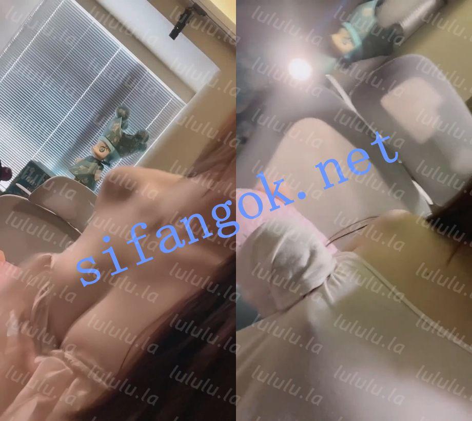 多彩彩播-婕妤(一只囚)私下1V1脱衣舞扒穴自慰及直播走光【2V】【527M】 预览图 5