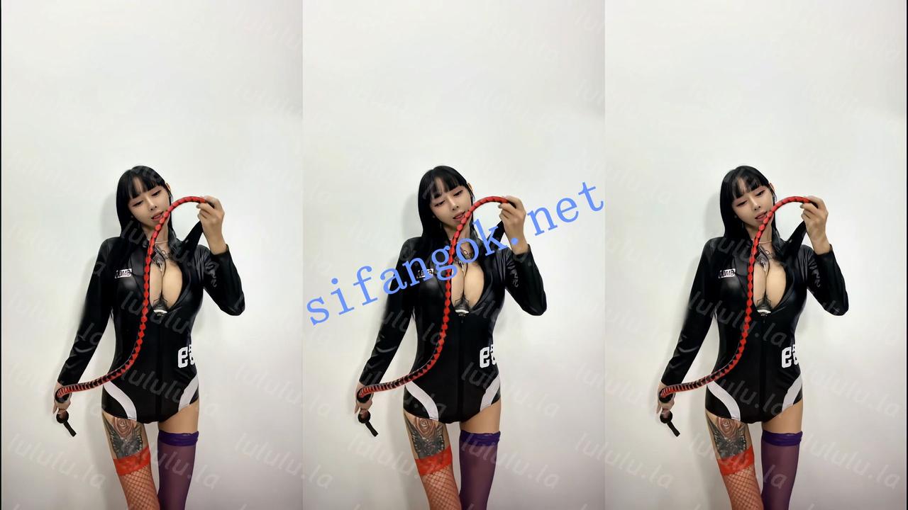 【抖音】简鸽 120万粉网红 细腰巨乳 颜值主播 情趣骚舞17V【17V】【210M】 预览图 13
