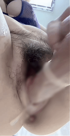 快手主播 星儿 极骚御姐裸舞自慰 全程高能拉丝起飞定制一【13V】【1.73G】 预览图 21