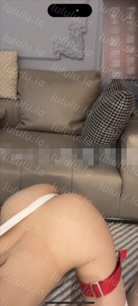 秀人顶级模特 芝芝Booty 最新露点露毛1对1【5V】【432M】 预览图 7