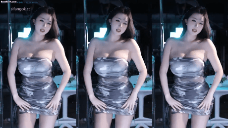 【斗鱼 小酒窝翁馨】极品巨乳身材 巨乳抖奶甩奶 骚舞整活【5V】【1.05G】 预览图 5
