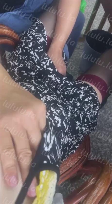 ❣️推荐❣️抖音药店老板娘【彩云姐（大云）】药店露出，足交圣体，掰逼展示，榨精大哥，御姐控必入【48V】【953M】 预览图 9