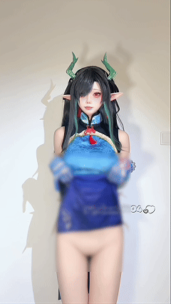 推特超高颜值萝莉顶级COS 希尔薇6月最新 夕(染尘烟)儿童节喵【9V33P】【519M】 预览图 10